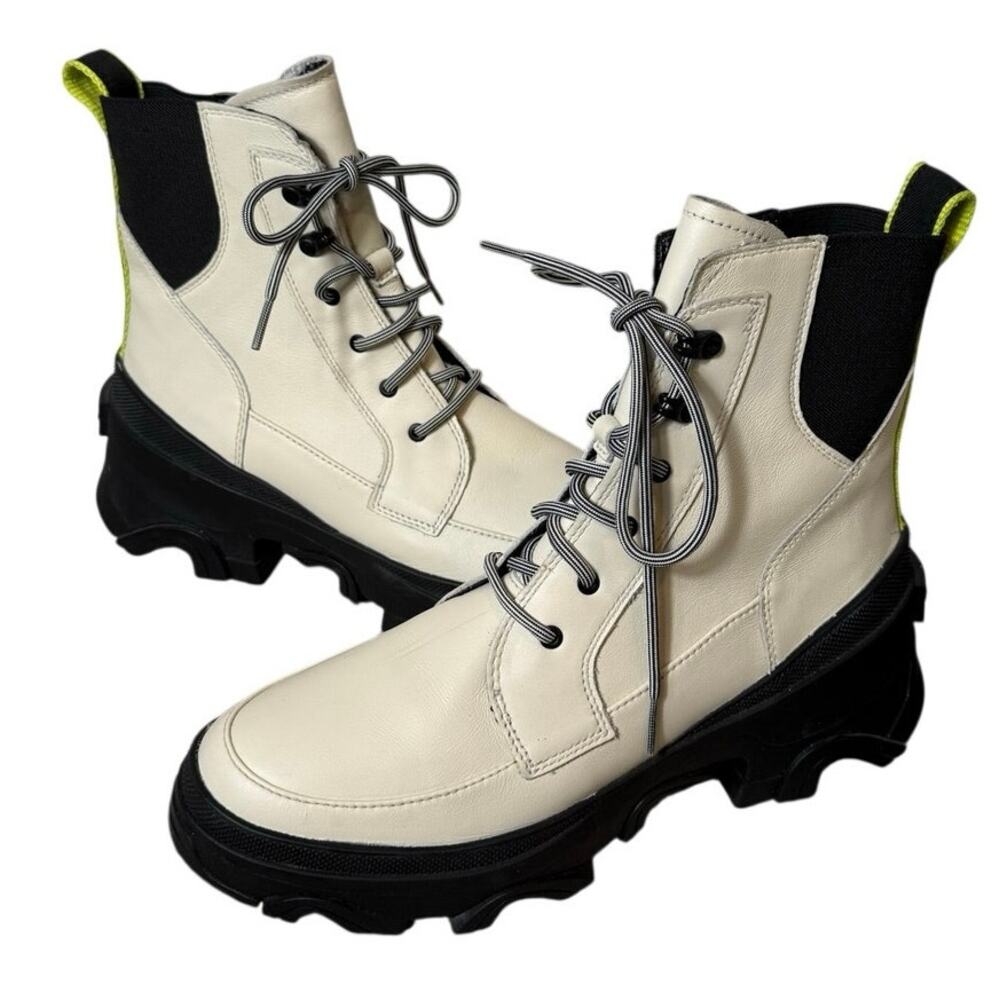 Sorel 9.5 Brex Ivory Lace Up Waterproof Chunky Heel Gorpcore Hiking Boot Outdoor